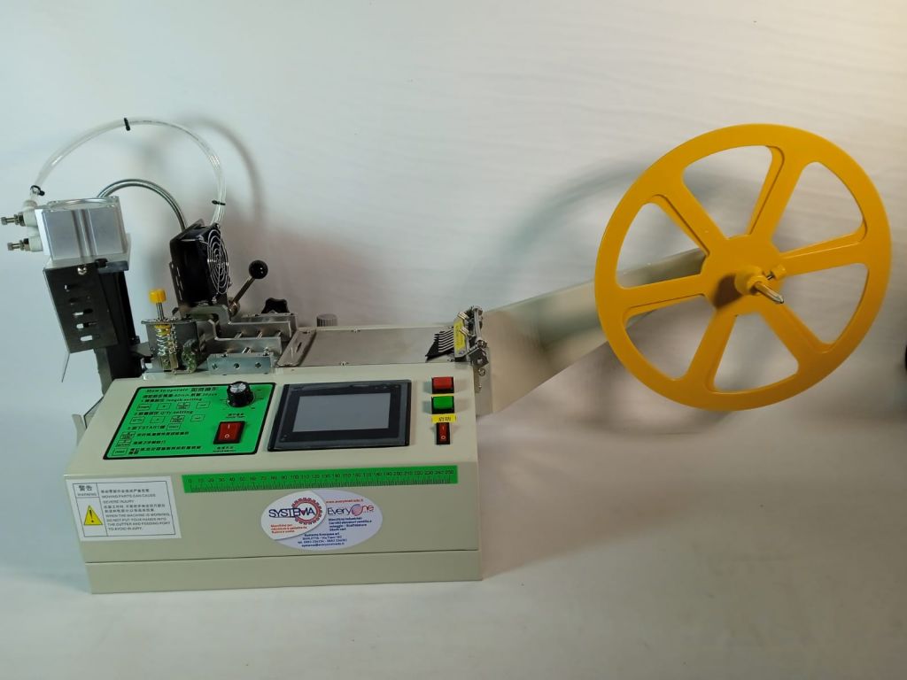 MACCHINA TAGLIERINA PER NASTRI ECC.